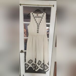 Universal Thread Eyelet Maxi Dress